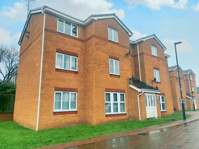 2 Bedroom Ground Flat To Rent In Fielder Mews, Firth Park, Sheffield, S5