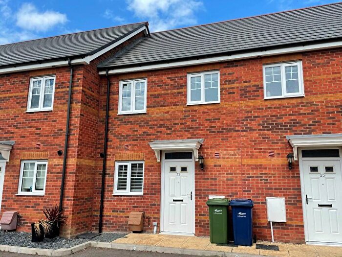 2 Bedroom Terraced House To Rent In Pattens Close, PE7