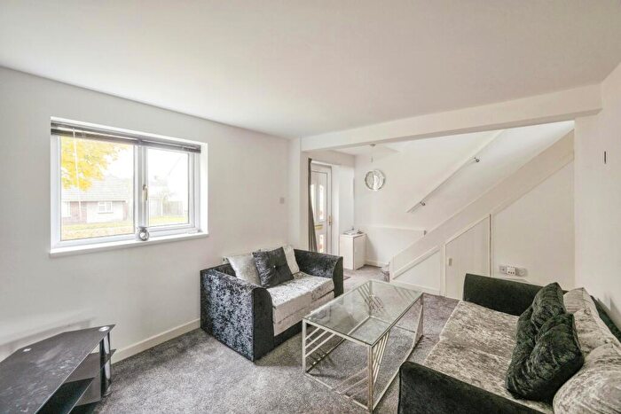 2 Bedroom House To Rent In Hyperion Way, New Rossington, DN11