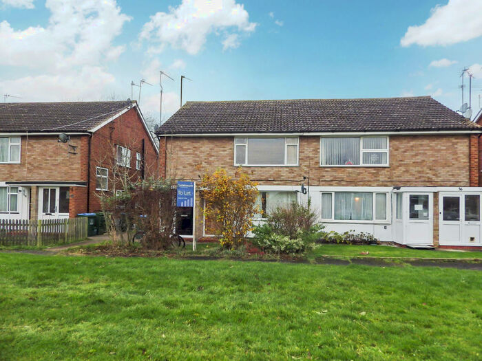 2 Bedroom Apartment To Rent In Hulbert End, Aylesbury, Buckinghamshire, HP21