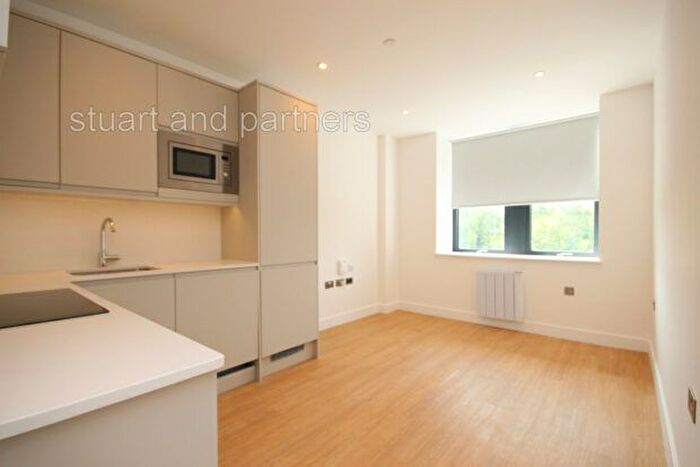 1 Bedroom Property To Rent In Perrymount Road, Haywards Heath, RH16
