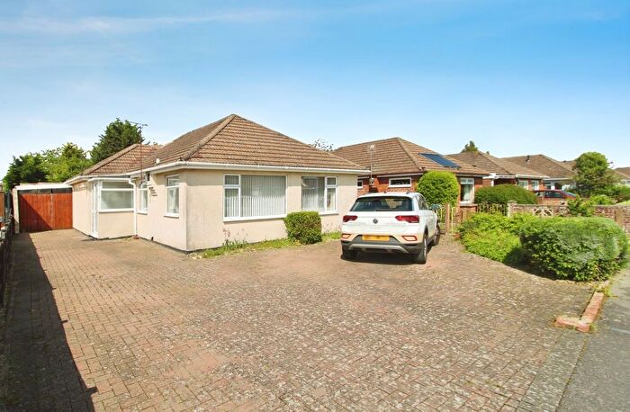 3 Bedroom Property For Sale In Highridge Close, Purton, SN5