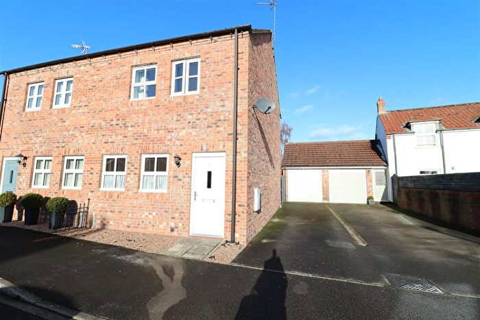 2 Bedroom Bungalow To Rent In Jubilee Close, Shiptonthorpe, York, YO43