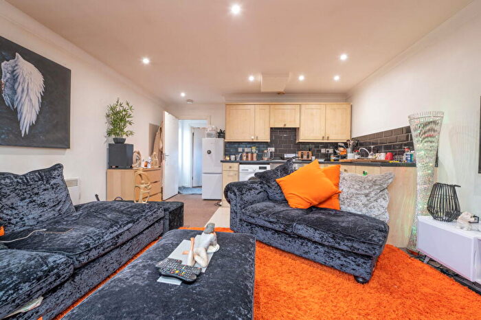 1 Bedroom Flat For Sale In Howard Road, Southampton, Hampshire, SO15