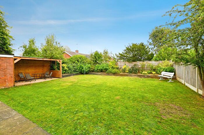 4 Bedroom Detached House For Sale In St. Marys Close, Heacham, PE31