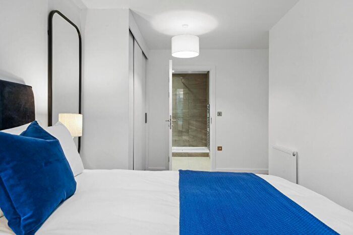 1 Bedroom Apartment To Rent In Junction Road, Archway, N19