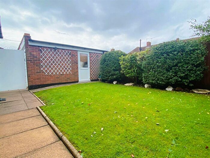 2 Bedroom Semi-Detached Bungalow For Sale In Belvoir Drive, Syston, LE7