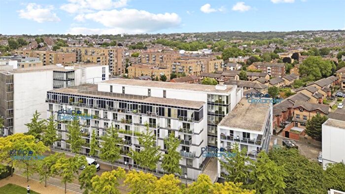 1 Bedroom Flat For Sale In Hudson Apartments, New River Village, Hornsey, N8
