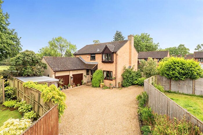 5 Bedroom Detached House For Sale In Pear Drive, Willand, Cullompton, EX15