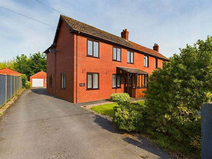 4 Bedroom Semi-Detached House For Sale In Robins Drive, Burtle, Bridgwater, TA7