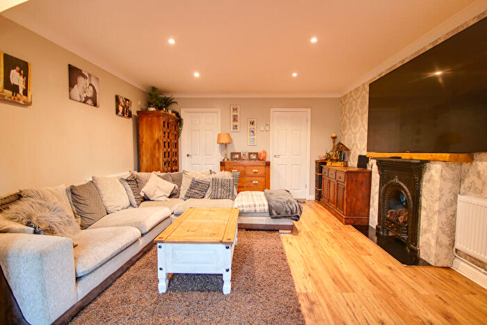 2 Bedroom Terraced House For Sale In Bitterne! Parking! Low Maitenance Rear Garden!, SO18
