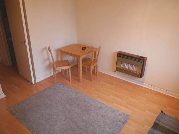 1 Bedroom Flat To Rent In Wordsworth Court, Hatfield, AL10