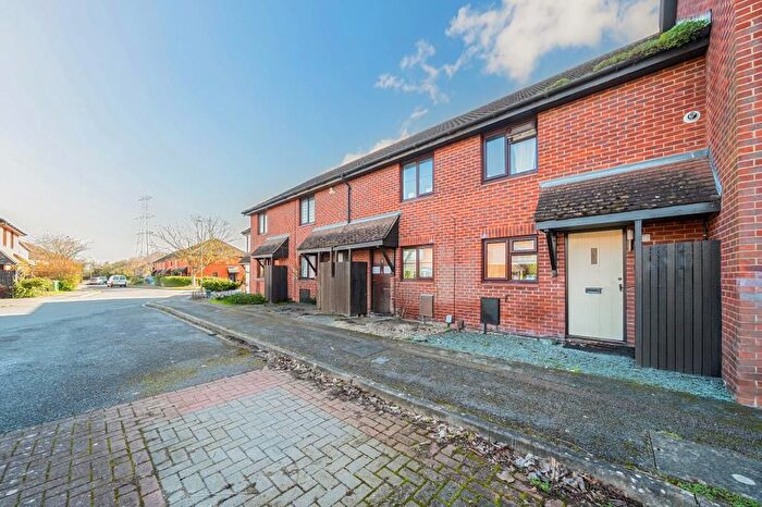 2 Bedroom Terraced House For Sale In Worcester Drive, Didcot, OX11