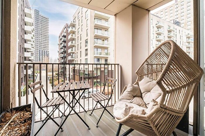 1 Bedroom Flat For Sale In Reminder Lane, Greenwich, SE10