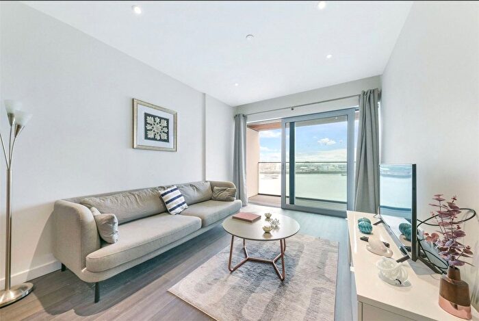 1 Bedroom Flat To Rent In Cutter Lane, London, SE10