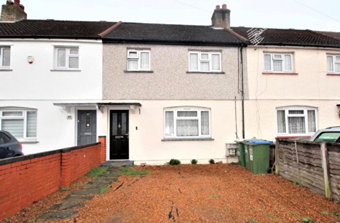 3 Bedroom Terraced House For Sale In Hudson Road, Bexleyheath, DA7