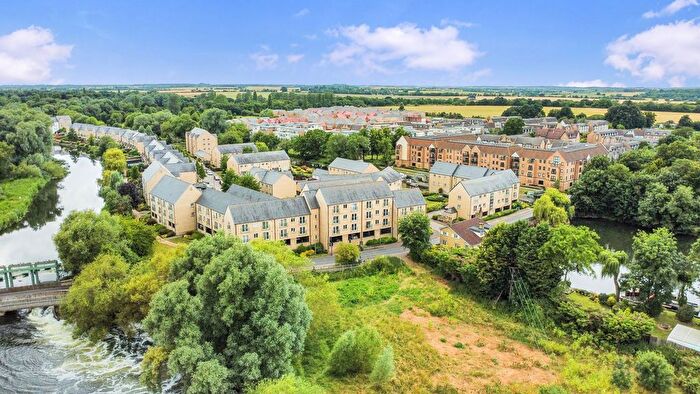 2 Bedroom Flat For Sale In Skipper Way, Little Paxton, PE19