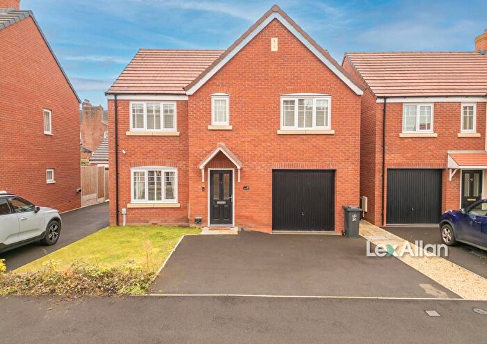 5 Bedroom Detached House For Sale In Longlands Avenue, Stourbridge, DY8