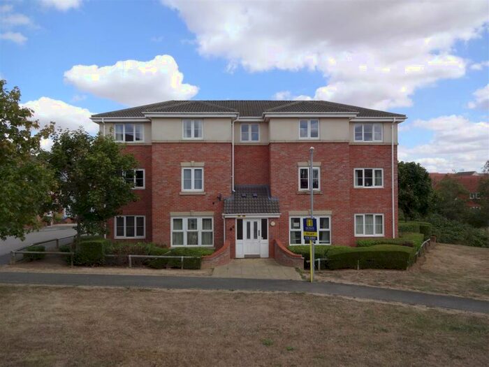 2 Bedroom Apartment To Rent In Fontwell Crescent, Corby, NN18