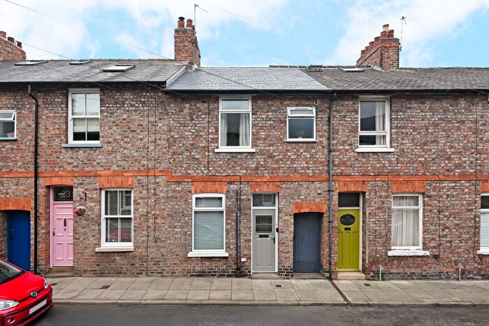 2 Bedroom Terraced House For Sale In Farndale Street, Fulford Road, York, YO10