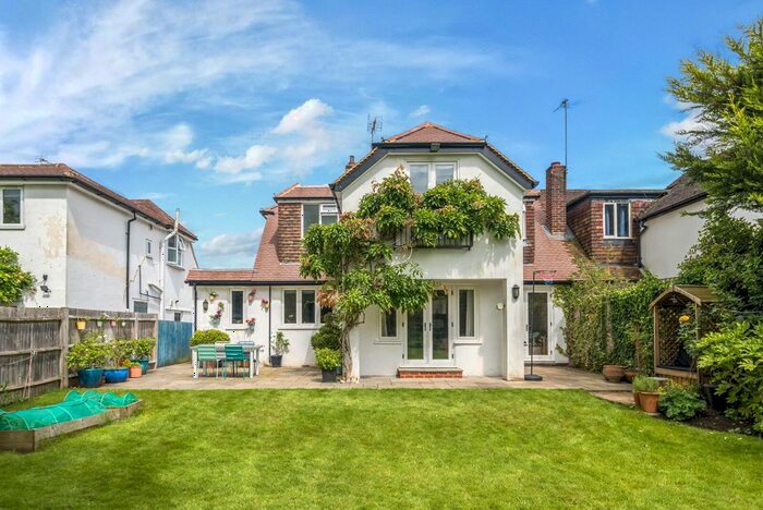 4 Bedroom Semi-Detached House To Rent In Greenwood Road, Thames Ditton, KT7