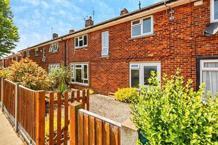 3 Bedroom Terraced House For Sale In Ashby Avenue, Lincoln, LN6