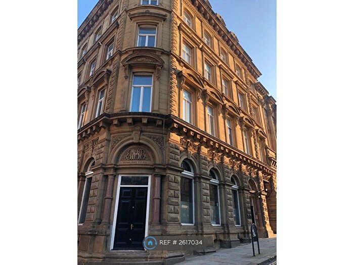 1 Bedroom Flat To Rent In Landown House, Halifax, HX1