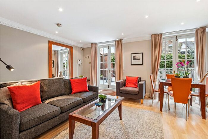 1 Bedroom Flat To Rent In Collingham Gardens, London, SW5
