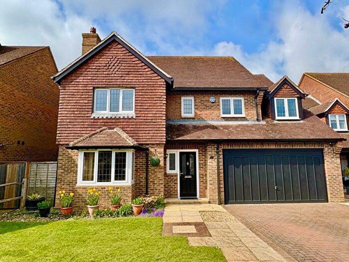 5 Bedroom Detached House For Sale In Hunters Mews, Fontwell, Arundel, BN18