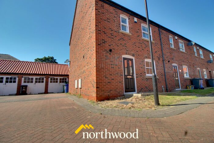3 Bedroom Terraced House To Rent In Rainbow Close, Thorne, Doncaster, DN8