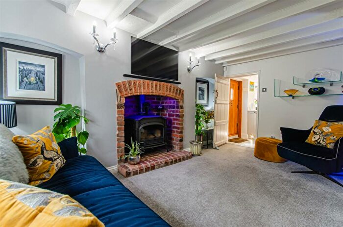 2 Bedroom Cottage For Sale In Little Aston Lane, Sutton Coldfield, B74