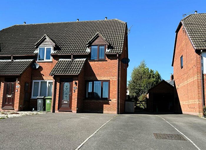 2 Bedroom Semi-Detached House To Rent In Cantley Road, Riddings, Alfreton, DE55