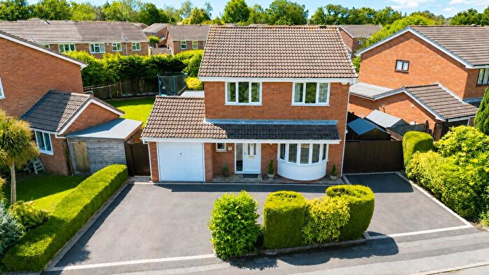4 Bedroom Detached House For Sale In Hillwood Avenue, Shirley, Solihull, B90