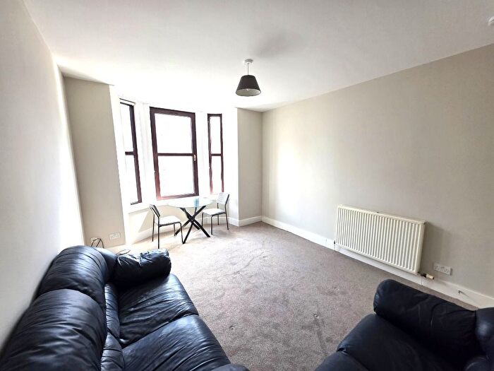 2 Bedroom Flat To Rent In King Street, City Centre, Aberdeen, AB24