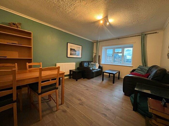 2 Bedroom Flat To Rent In Seagate, Dundee, DD1