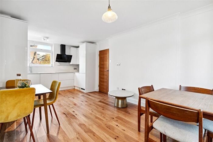 1 Bedroom Flat To Rent In Shaftesbury Court, Shaftesbury Street, N1