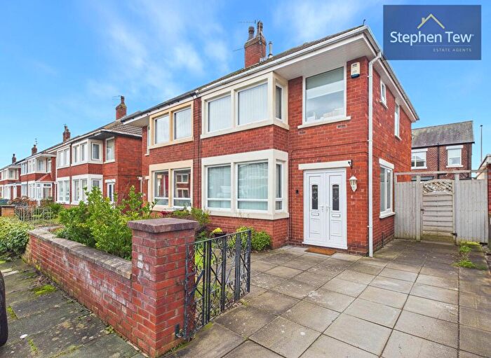 3 Bedroom Semi-Detached House For Sale In Houseman Place, Blackpool, FY4