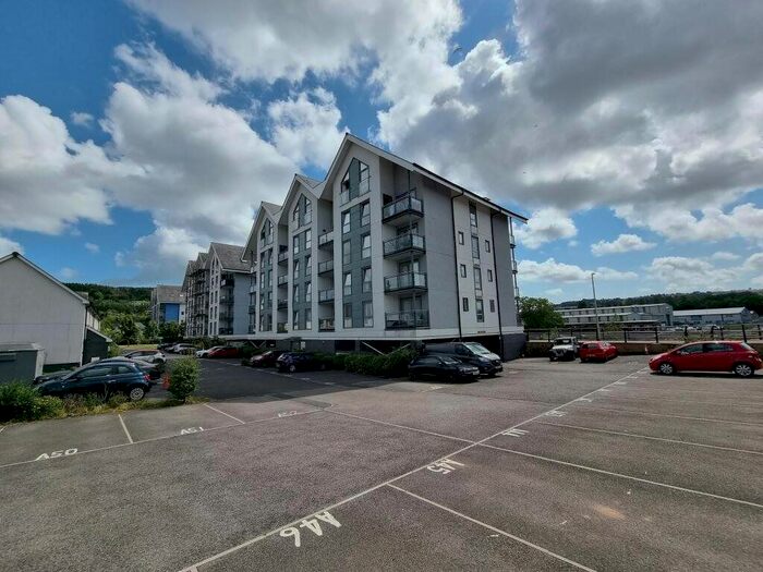 1 Bedroom Flat To Rent In Royal Sovereign Apartments, Copper Quarter, Swansea, SA1