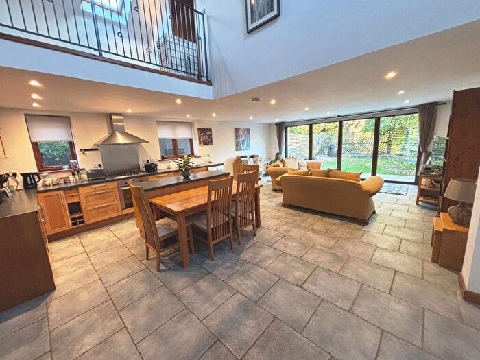 2 Bedroom Detached House For Sale In North End, Meldreth, SG8