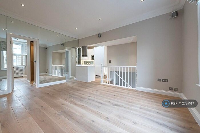 2 Bedroom Flat To Rent In Hollywood Road, London, SW10