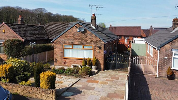 2 Bedroom Semi-Detached Bungalow For Sale In Banbury Road, Billinge, Wigan, WN5