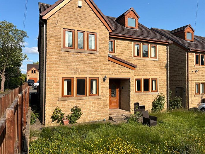 5 Bedroom Detached House For Sale In Greenwood Fold, Bradford, BD4