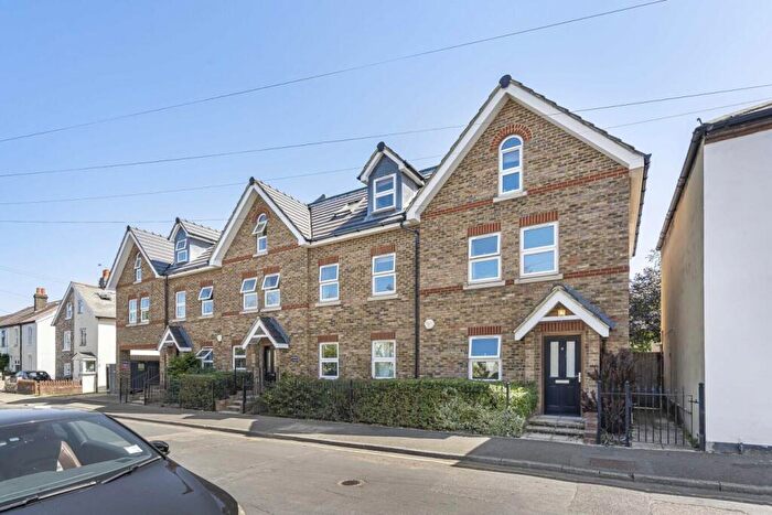 2 Bedroom Apartment For Sale In William Road, Sutton, SM1