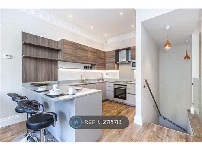2 Bedroom Flat To Rent In Westbourne Terrace, London, W2