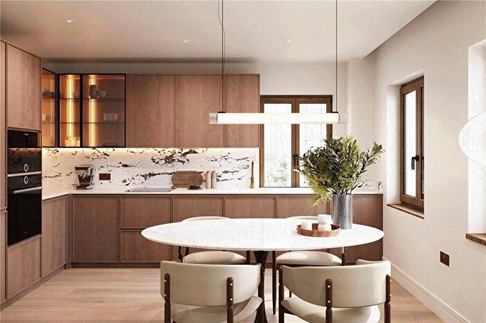 3 Bedroom Apartment For Sale In Angel Village, City Road, EC1V