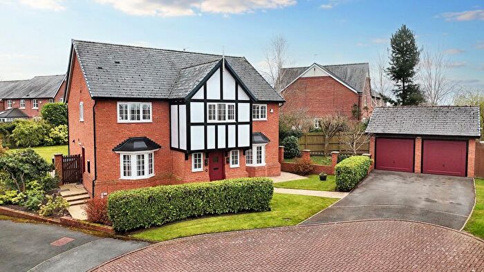5 Bedroom Detached House For Sale In Westwood Close, Weston, CW2
