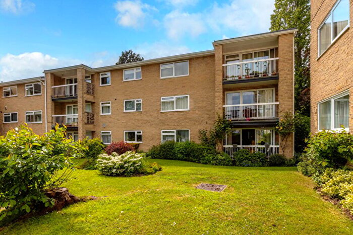 2 Bedroom Apartment For Sale In Endcliffe Vale Road, Sheffield, S10