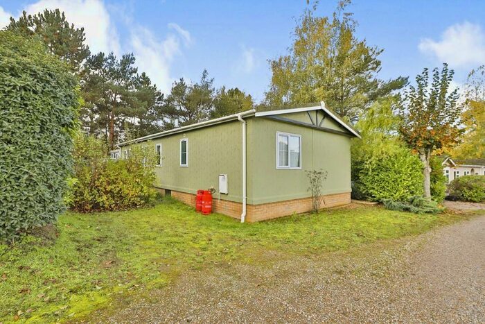 3 Bedroom Park Home For Sale In Merryhill, Honingham, Norwich, NR9