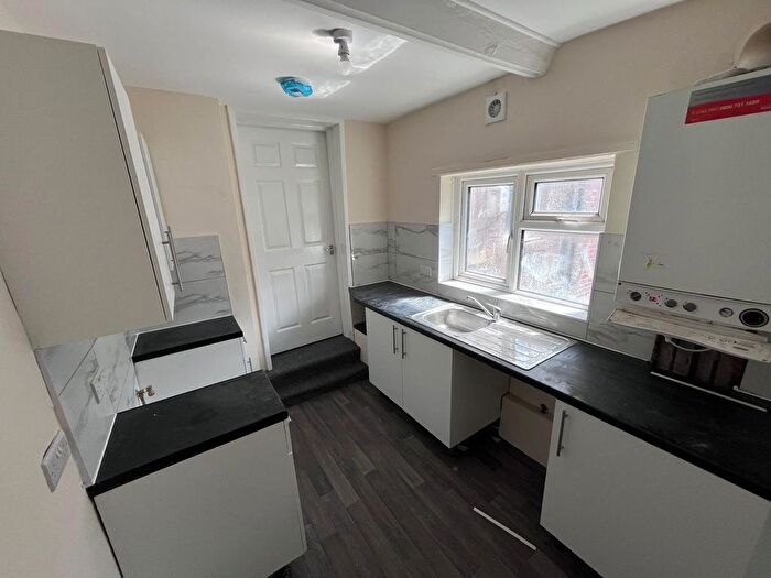 2 Bedroom Flat To Rent In Howe Street, Gateshead, NE8
