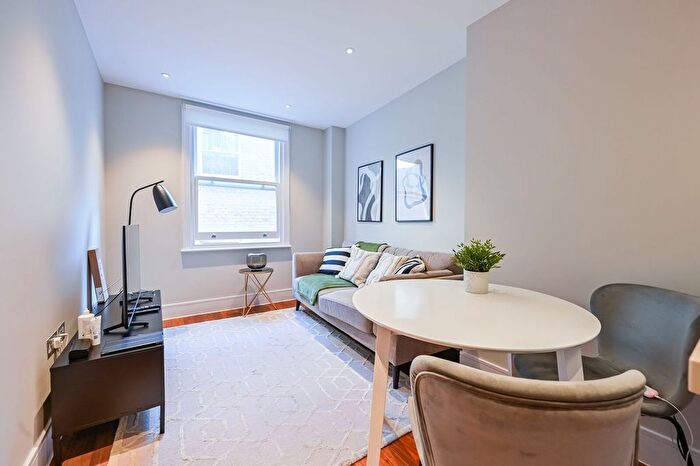 1 Bedroom Flat For Sale In Lovat Lane, City, London, EC3R